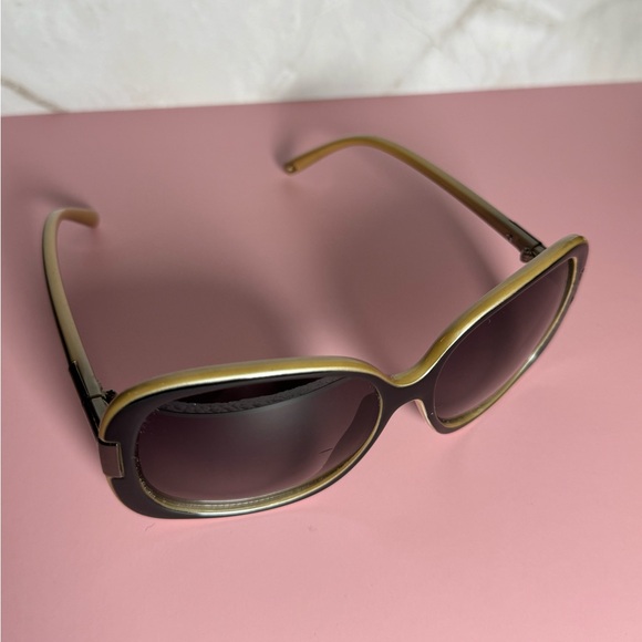 Tommy Hilfiger  Large Oval Sunglasses, Great Condition - Picture 2 of 4